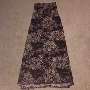 Maxi high-waisted skirt